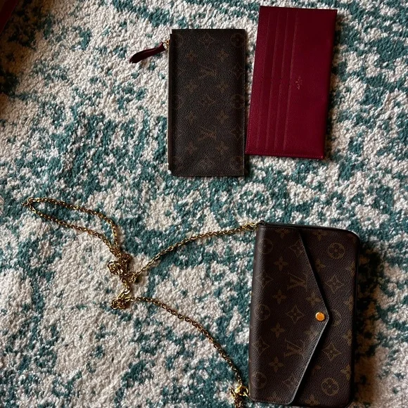 Louis Vuitton Monogram Pochette Félicie - Brown/Gold - Picture 16 of 16